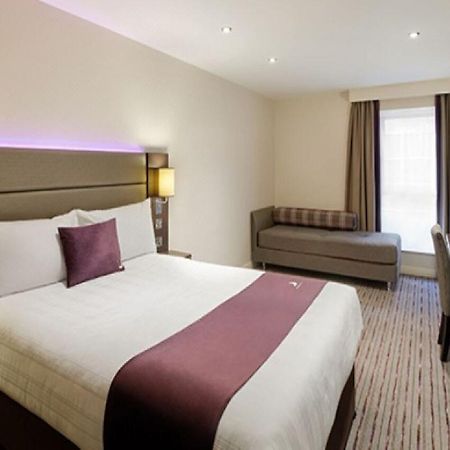 Premier Inn Jersey St Helier Saint Helier ภายนอก รูปภาพ