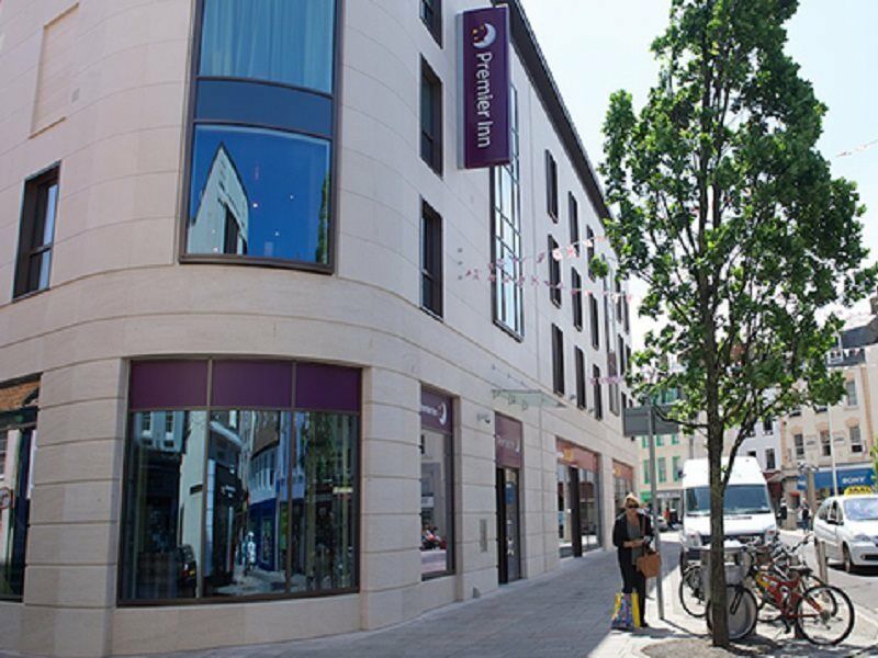 Premier Inn Jersey St Helier Saint Helier ภายนอก รูปภาพ